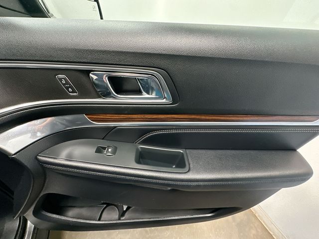 Thumbnail: 2018 Ford Explorer - 27