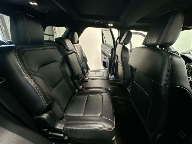 Thumbnail: 2018 Ford Explorer - 28