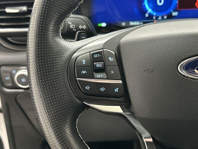 Thumbnail: 2020 Ford Explorer - 18