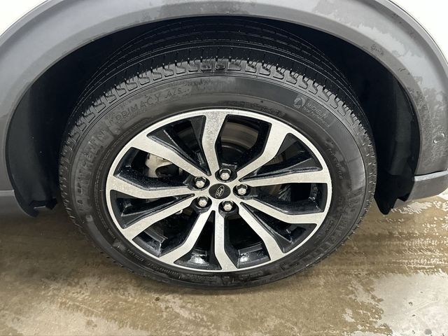 Thumbnail: 2020 Ford Explorer - 7