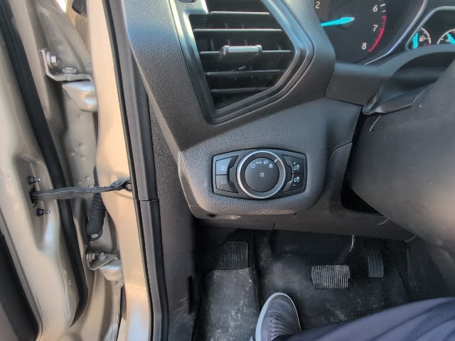 Thumbnail: 2017 Ford Escape - 20