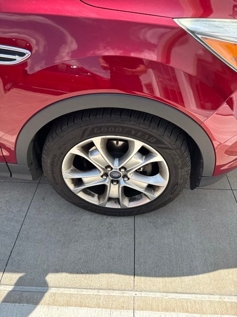 Thumbnail: 2016 Ford Escape - 6