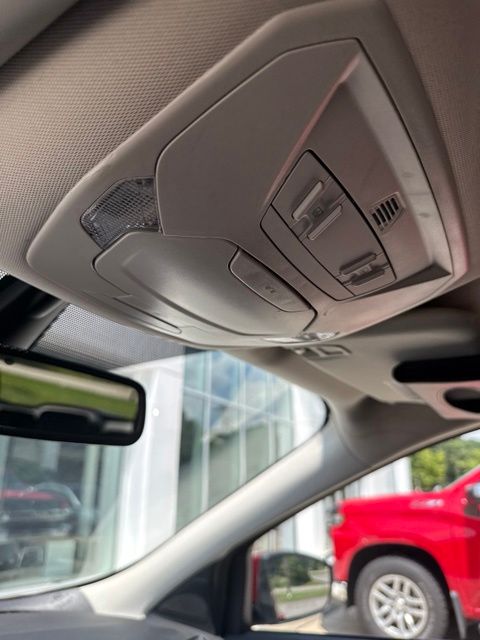 Thumbnail: 2016 Ford Escape - 23