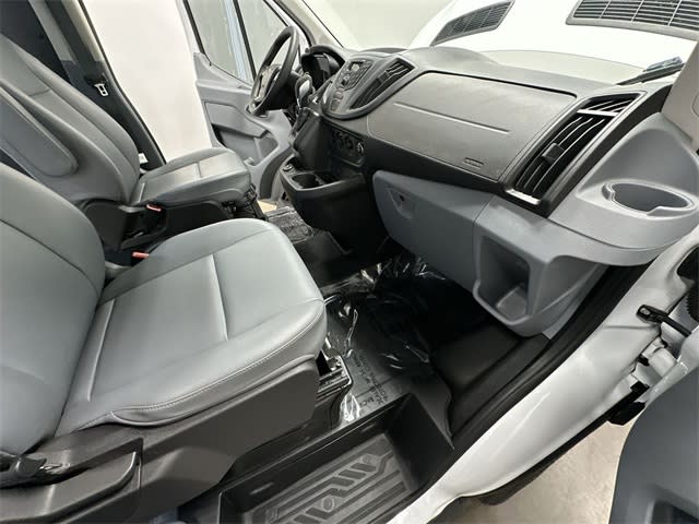 Thumbnail: 2019 Ford Transit Series - 21