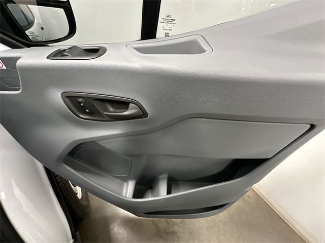 Thumbnail: 2019 Ford Transit Series - 23