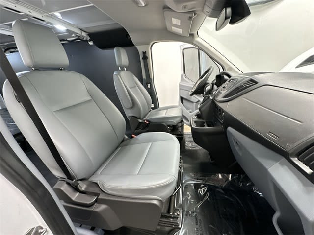 Thumbnail: 2019 Ford Transit Series - 22