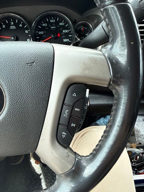 Thumbnail: 2011 Chevrolet Silverado 1500 - 14