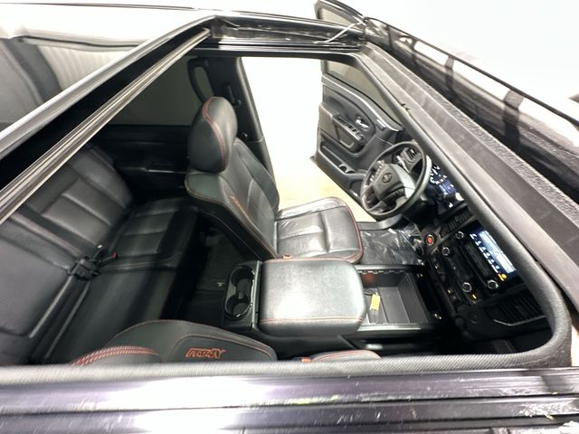 Thumbnail: 2021 Nissan Titan - 11