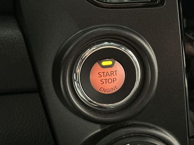 Thumbnail: 2021 Nissan Titan - 20