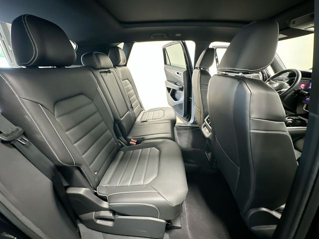 Thumbnail: 2024 Volkswagen Atlas - 30