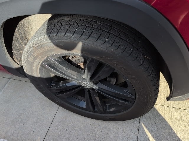 Thumbnail: 2022 Volkswagen Atlas - 15