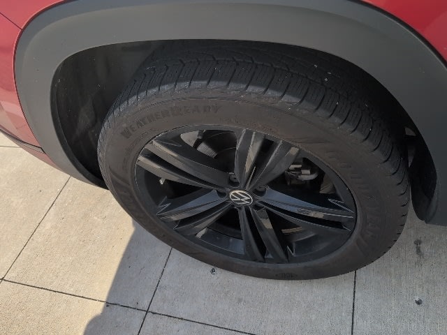 Thumbnail: 2022 Volkswagen Atlas - 14