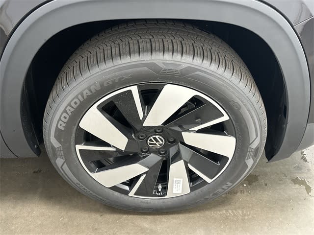 Thumbnail: 2026 Volkswagen Atlas - 6