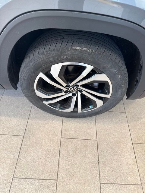 Thumbnail: 2023 Volkswagen Atlas - 6