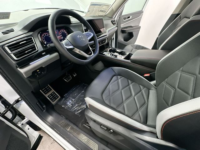 Thumbnail: 2026 Volkswagen Atlas - 10