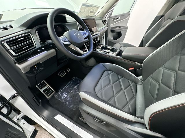 Thumbnail: 2026 Volkswagen Atlas - 10
