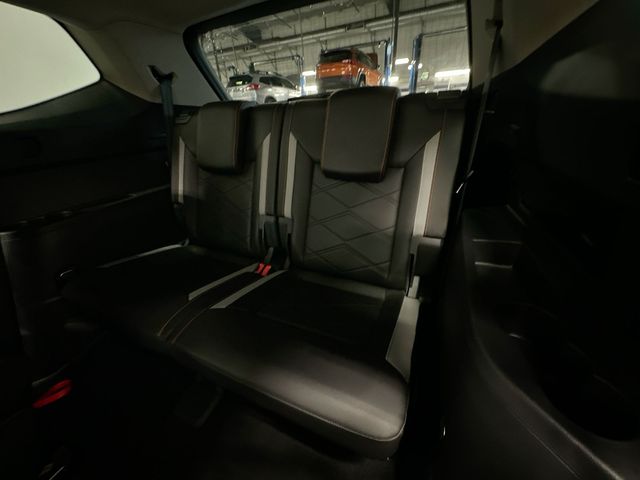 Thumbnail: 2025 Volkswagen Atlas - 35