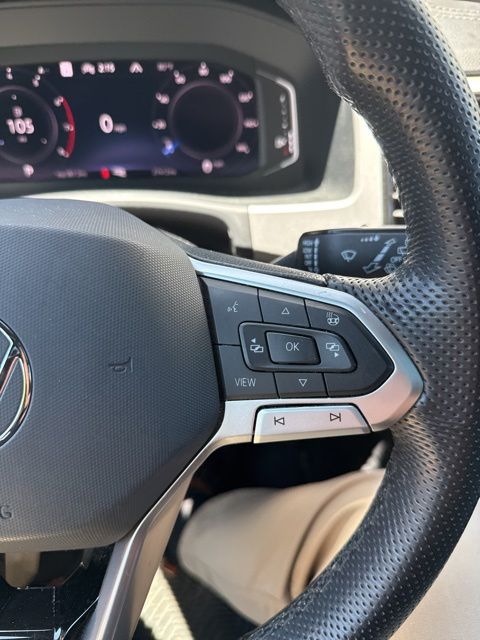 Thumbnail: 2023 Volkswagen Atlas - 18