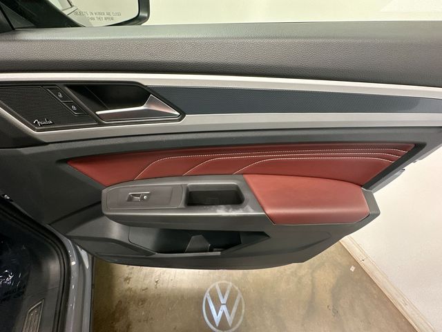 Thumbnail: 2023 Volkswagen Atlas - 31