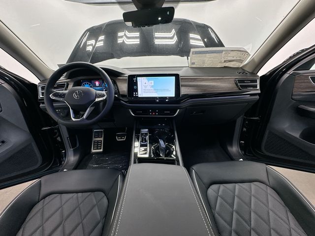 Thumbnail: 2026 Volkswagen Atlas - 9