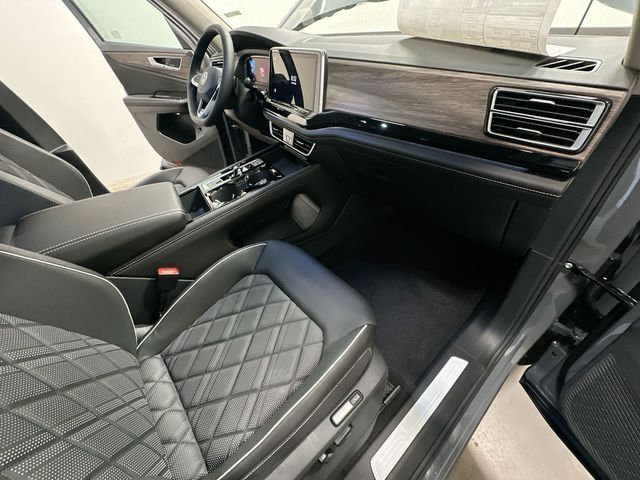 Thumbnail: 2026 Volkswagen Atlas - 13