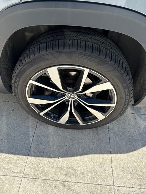 Thumbnail: 2024 Volkswagen Atlas - 12