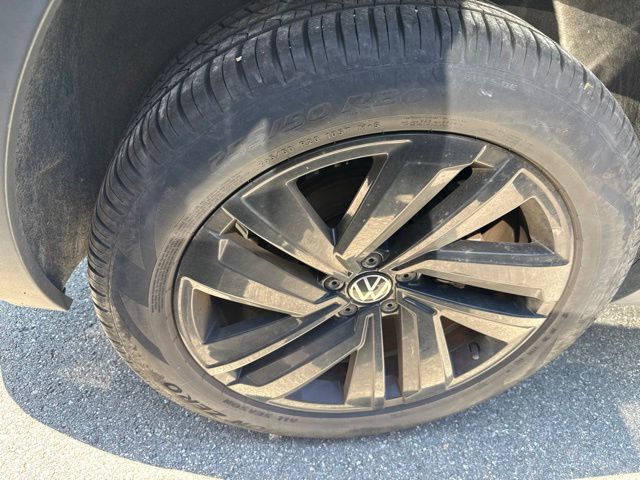 Thumbnail: 2023 Volkswagen Atlas - 20