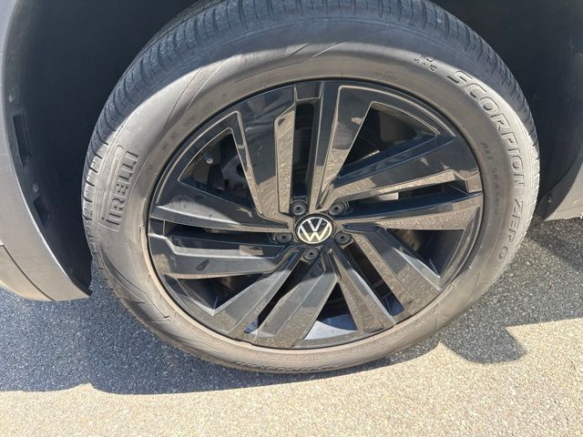 Thumbnail: 2023 Volkswagen Atlas - 6