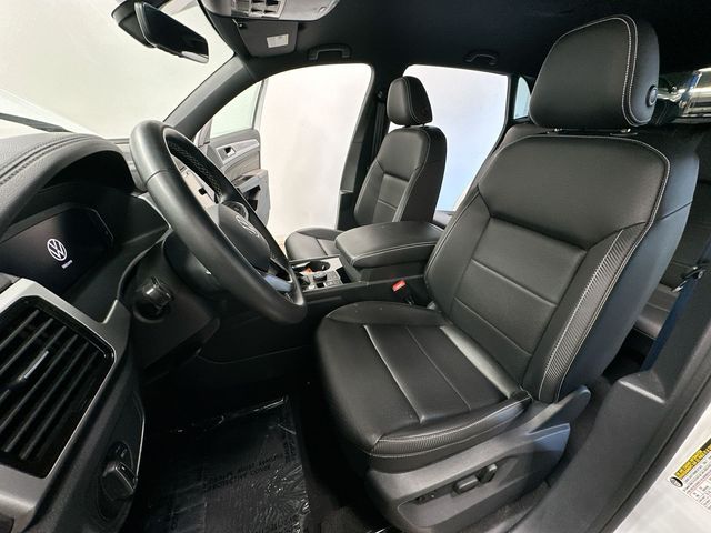 Thumbnail: 2023 Volkswagen Atlas - 11