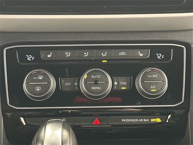 Thumbnail: 2023 Volkswagen Atlas - 24