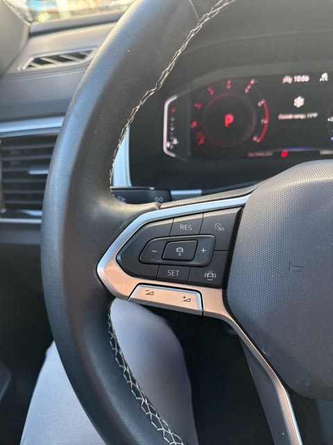 Thumbnail: 2023 Volkswagen Atlas - 18