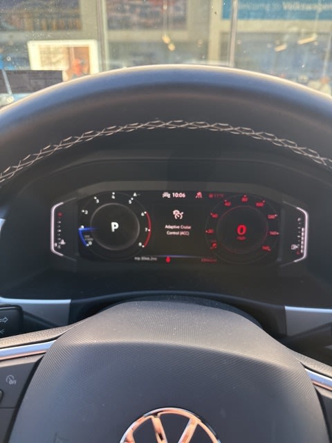 Thumbnail: 2023 Volkswagen Atlas - 10