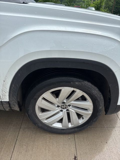 Thumbnail: 2023 Volkswagen Atlas - 6