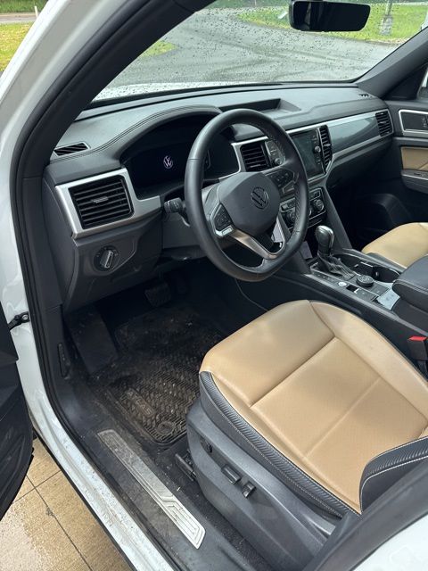 Thumbnail: 2023 Volkswagen Atlas - 2