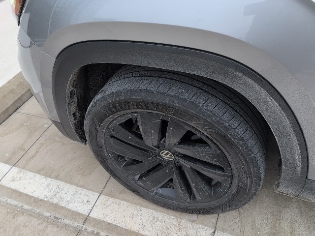 Thumbnail: 2022 Volkswagen Atlas - 15