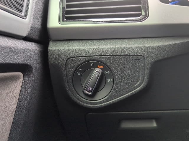 Thumbnail: 2022 Volkswagen Atlas - 20