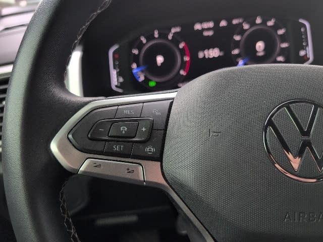 Thumbnail: 2022 Volkswagen Atlas - 17