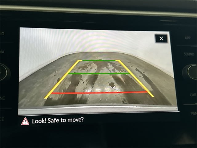 Thumbnail: 2022 Volkswagen Atlas - 22