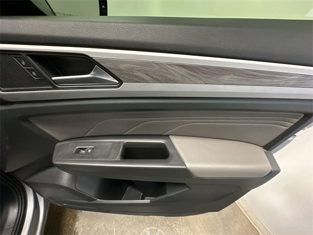 Thumbnail: 2022 Volkswagen Atlas - 27