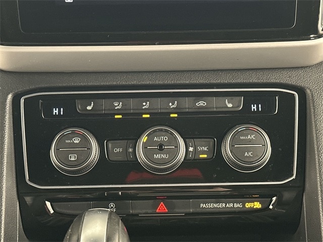 Thumbnail: 2022 Volkswagen Atlas - 24