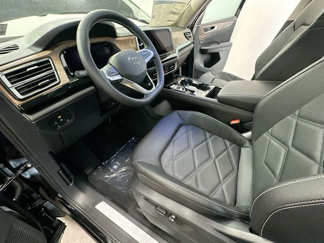 Thumbnail: 2026 Volkswagen Atlas - 10