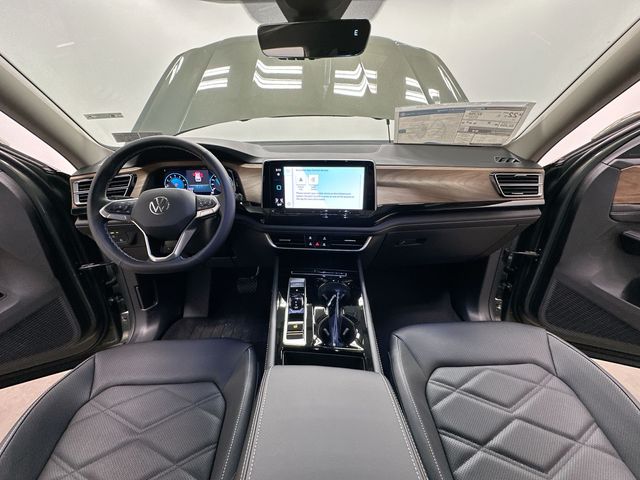Thumbnail: 2026 Volkswagen Atlas - 9