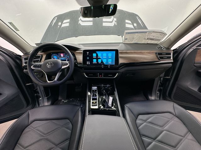 Thumbnail: 2026 Volkswagen Atlas - 9