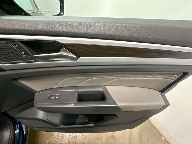 Thumbnail: 2023 Volkswagen Atlas - 28