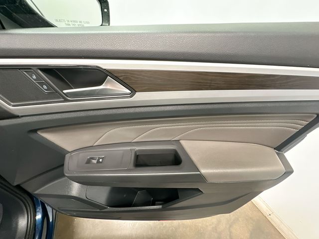 Thumbnail: 2023 Volkswagen Atlas - 28