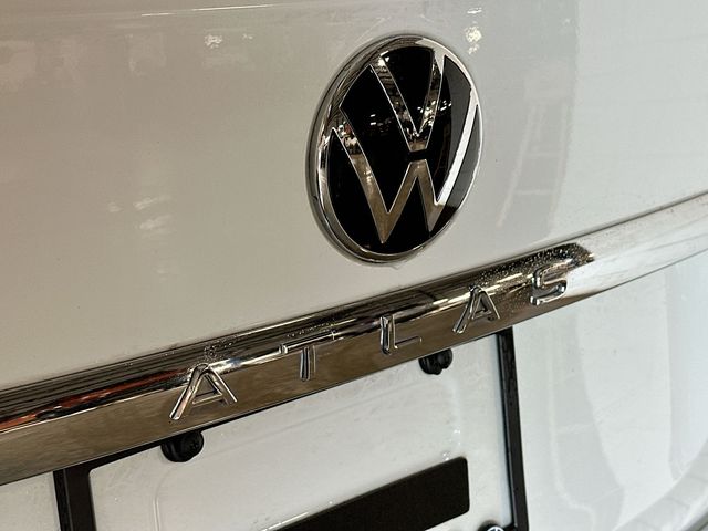 Thumbnail: 2023 Volkswagen Atlas - 7