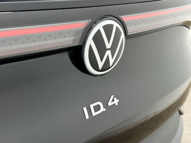 Thumbnail: 2023 Volkswagen ID.4 - 7