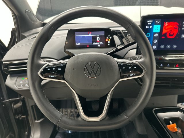 Thumbnail: 2023 Volkswagen ID.4 - 2