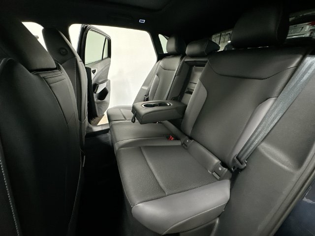 Thumbnail: 2023 Volkswagen ID.4 - 13