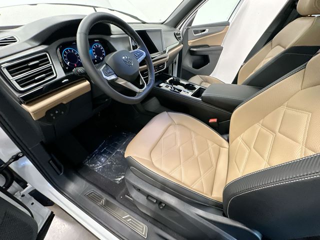 Thumbnail: 2026 Volkswagen Atlas - 10